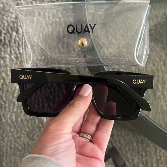 QUAY Sunglasses, excellent condition 🕶️ - Picture 4 of 4